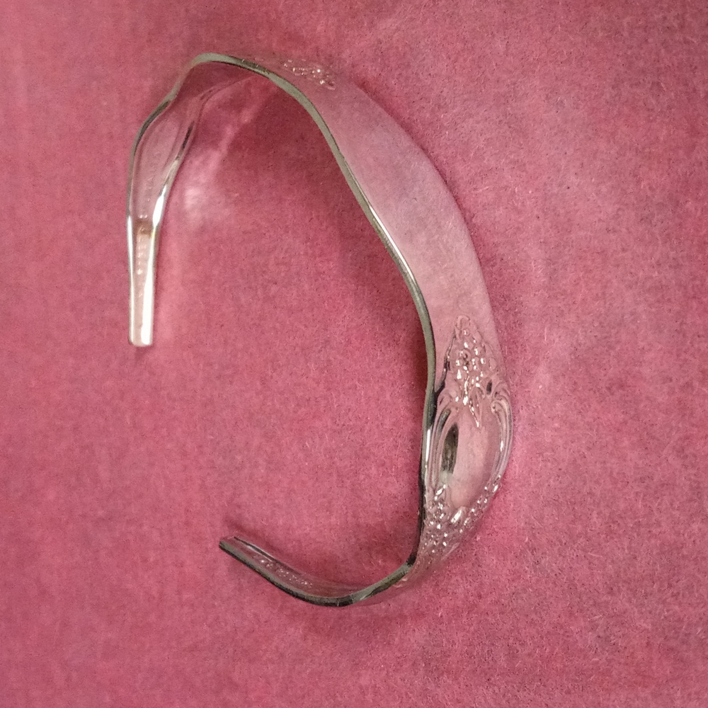 Spoon Design Bracelet - Picture 3 of 6